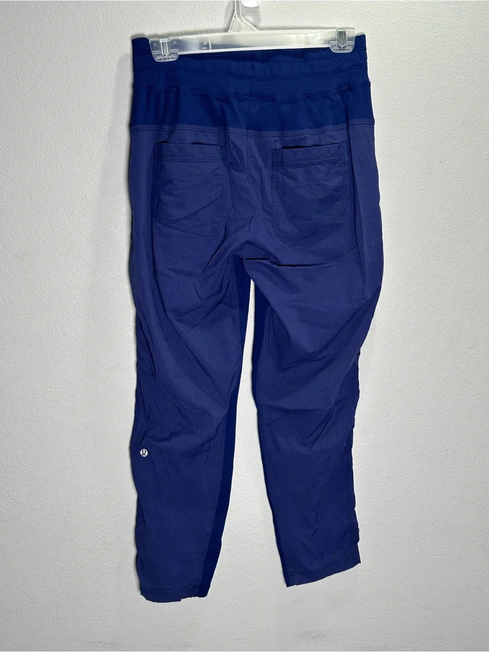 lululemon athletica Deep Navy dance studio 7/8